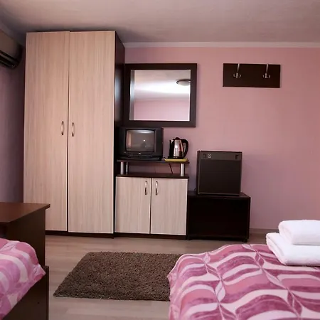 Pensiune St.st. Constantine And Helena