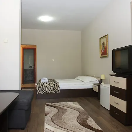 St.st. Constantine And Helena Pensiune Sandanski