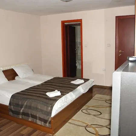 St.st. Constantine And Helena Guest house 2*