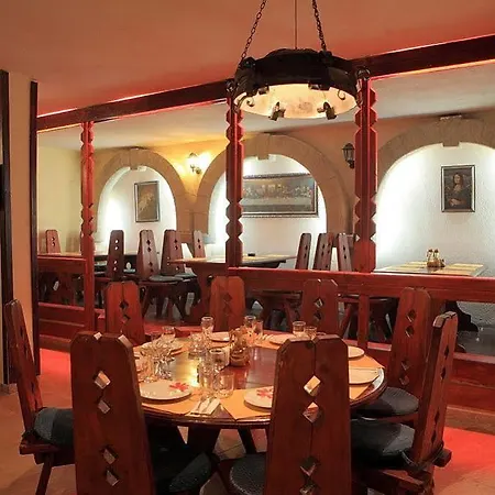 St.st. Constantine And Helena Guest house 2*