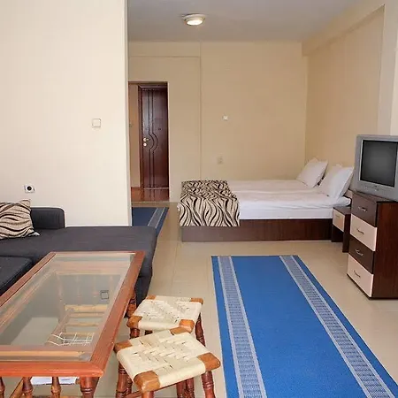 Pensiune St.st. Constantine And Helena Sandanski