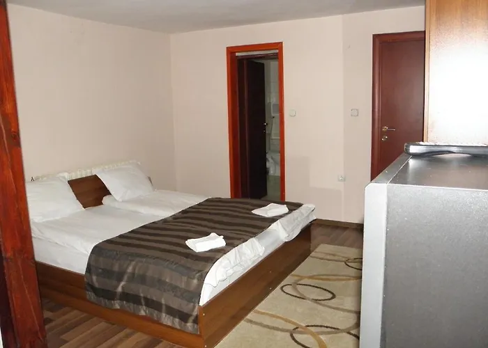 St.st. Constantine And Helena Pensjonat 2*