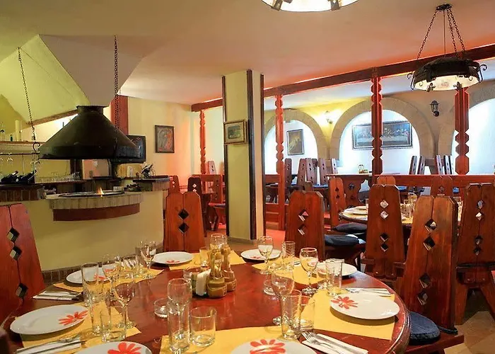 St.st. Constantine And Helena 2*