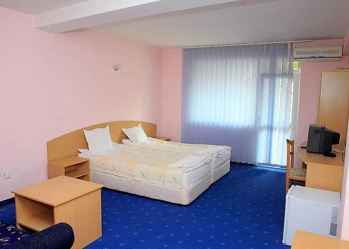 St.st. Constantine And Helena Sandanski