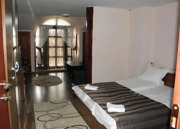 Pensjonat St.st. Constantine And Helena